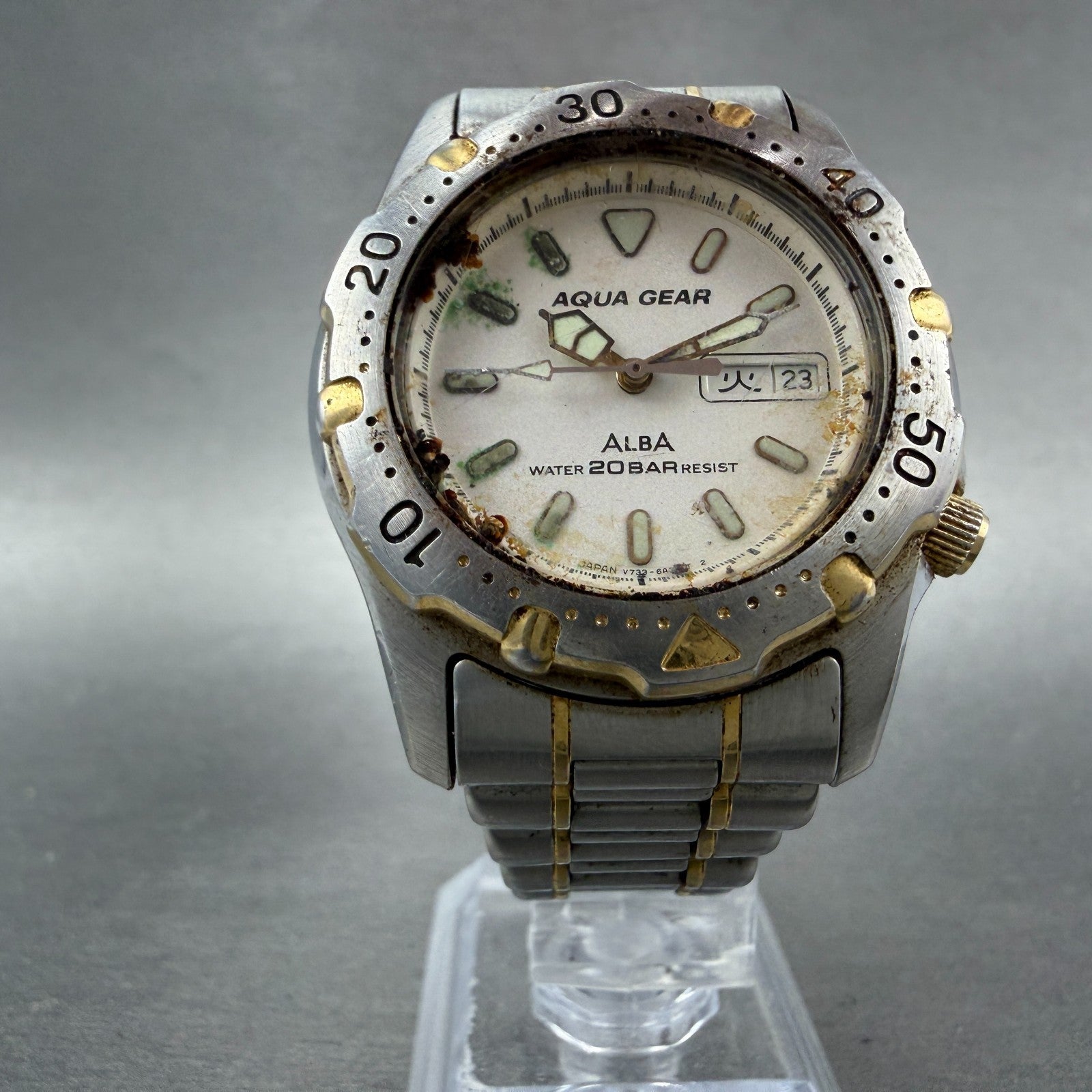 Seiko Alba Aqua Gear Watch Men 37mm Silver Dial Two Tone Daydate New Battery VTG5