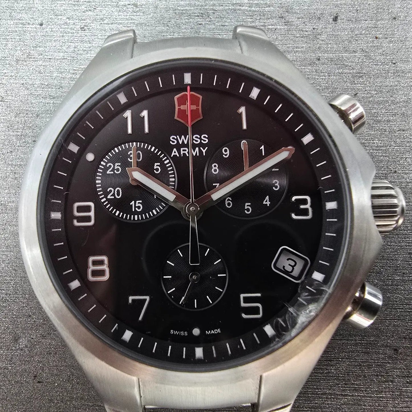 Swiss Army Base Camp Chronograph Watch Men 40mm Black Dial Steel 24722 New Batt1