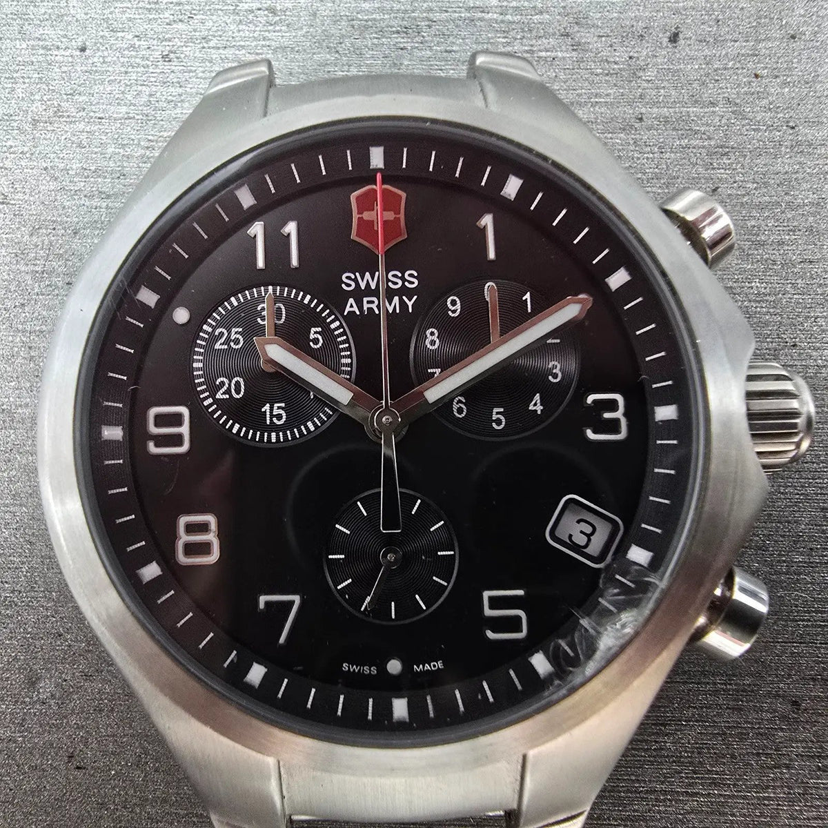 Swiss Army Base Camp Chronograph Watch Men 40mm Black Dial Steel 24722 New Batt1