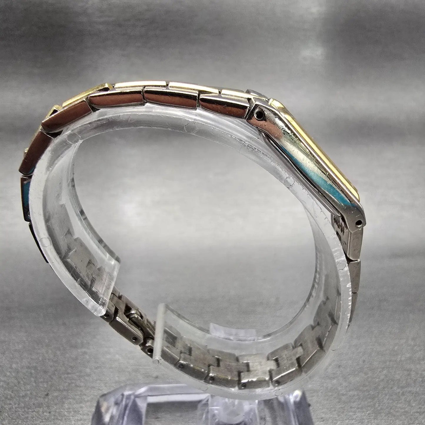 Seiko Watch Women 13mm Black Dial Gold Tone Rectangle 2E20-7479 New Battery VTG8