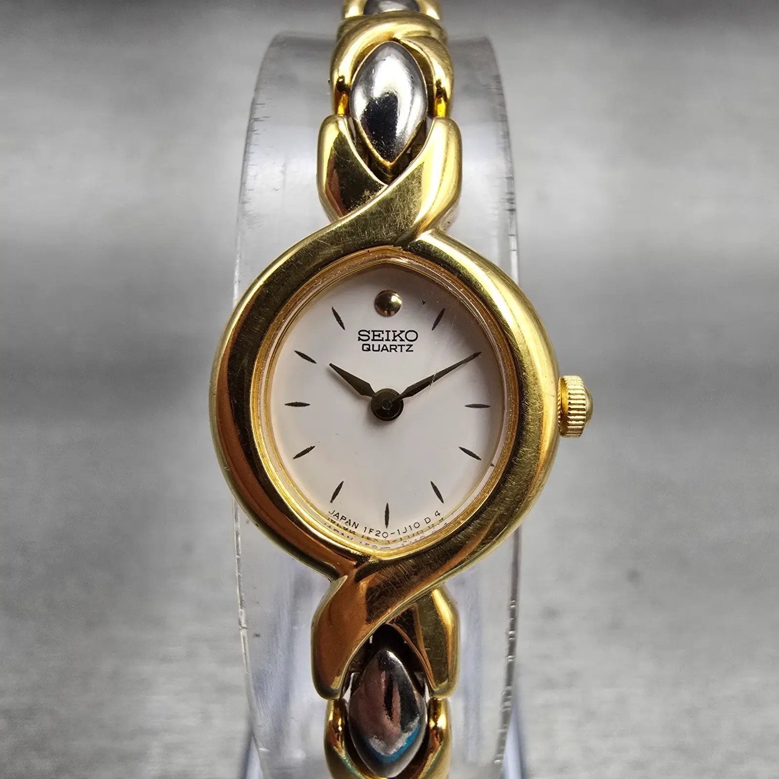Seiko Watch Women 16mm White Dial Two Tone Oval 1F20-5H79 New Battery Vintage0