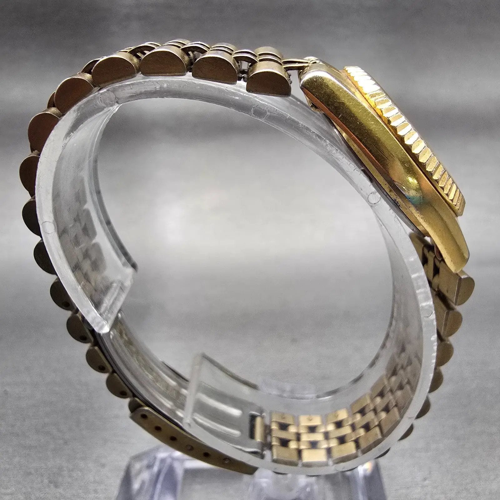 Seiko SQ Watch Women 25mm Gold Dial Gold Tone Daydate Round 3Y03-0169 New Batt8