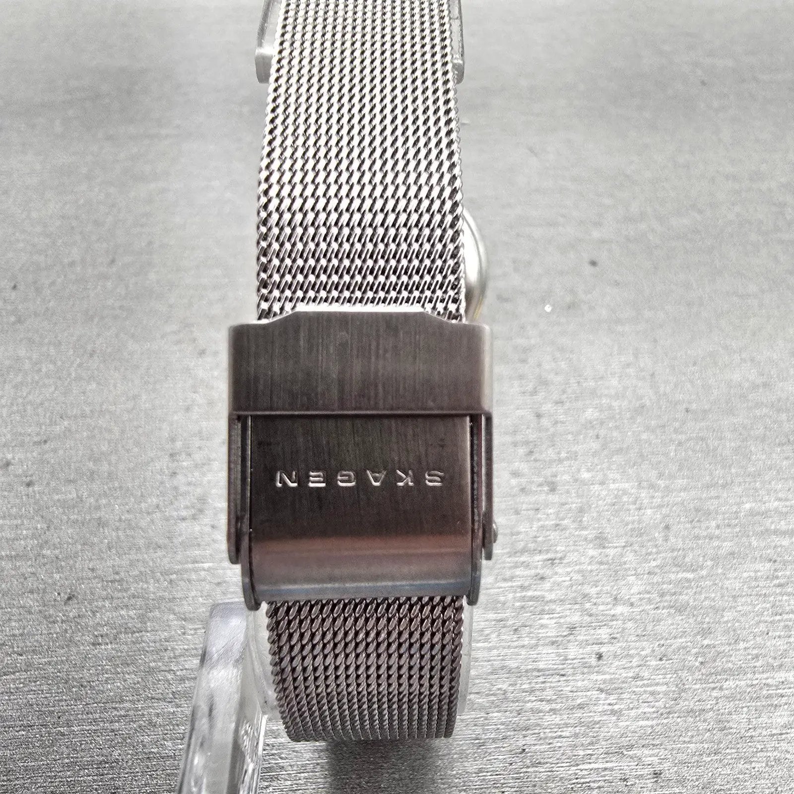 Skagen Watch Women 25mm Silver Dial Silver Tone Round 107SGSC New Battery Mesh L7