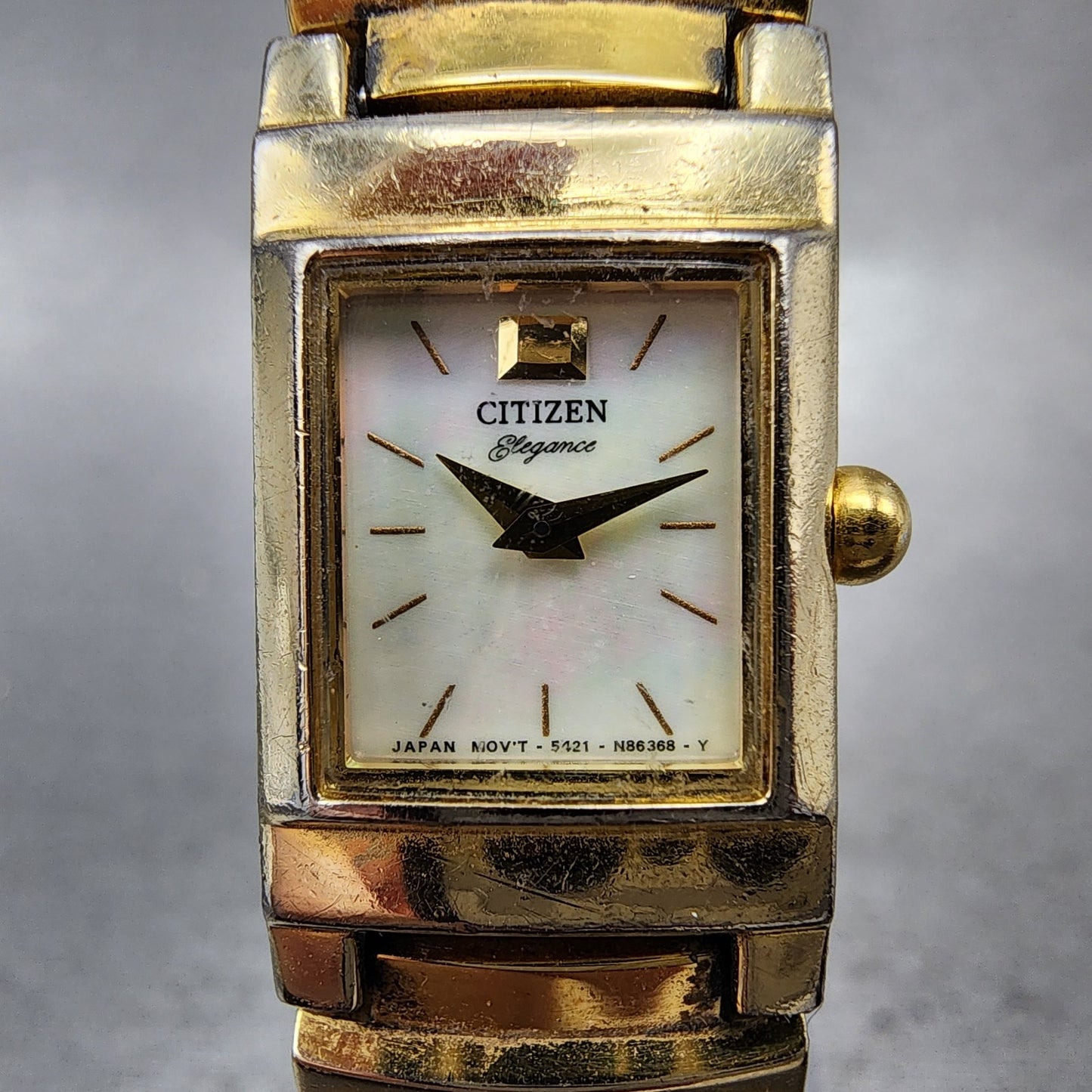 Citizen Tank Watch Women 14mm MOP Dial Gold Tone Rectangle New Battery Vintage1