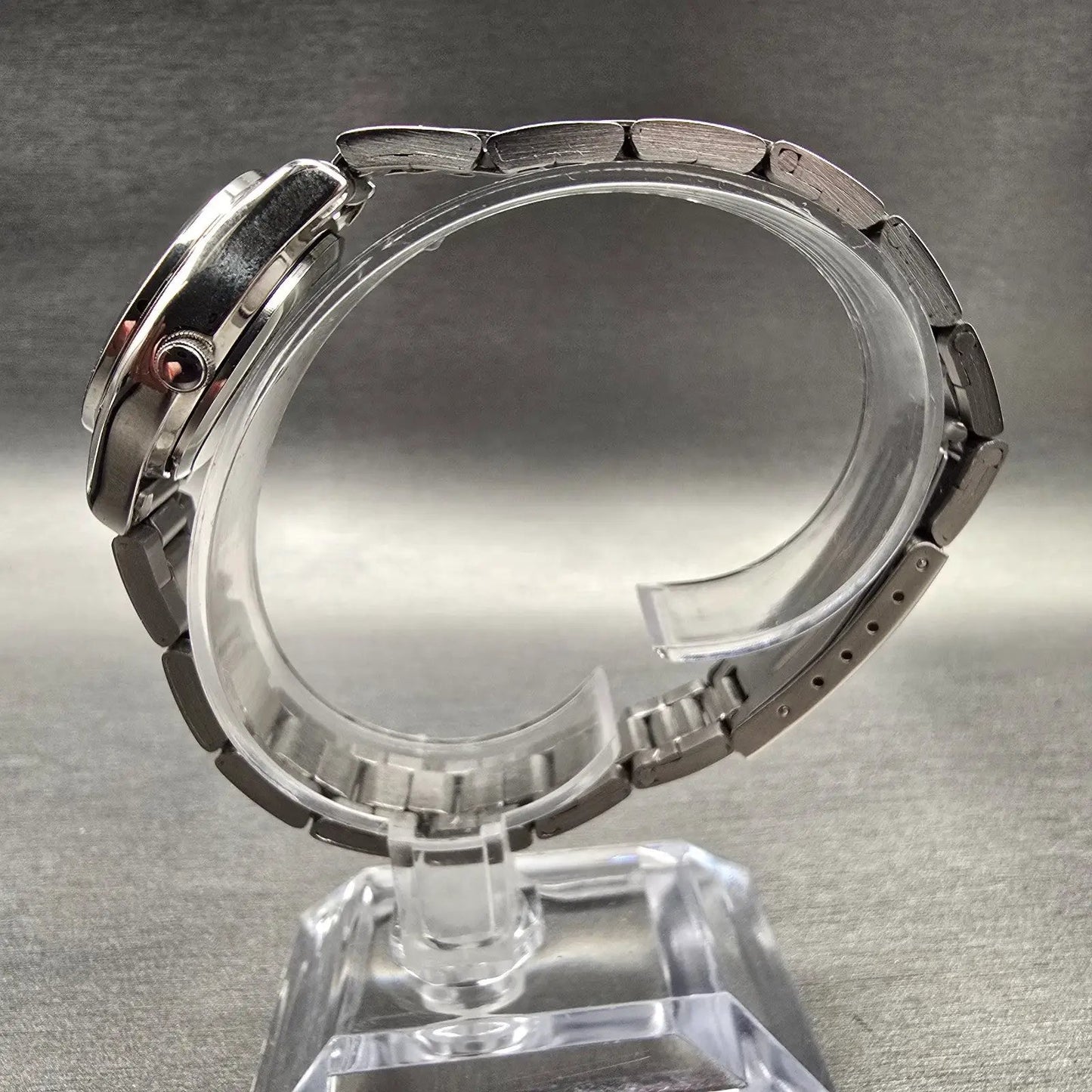 Bulova TFX Watch Women 26mm White Dial Silver Tone Date Round 36M100 New Battery6