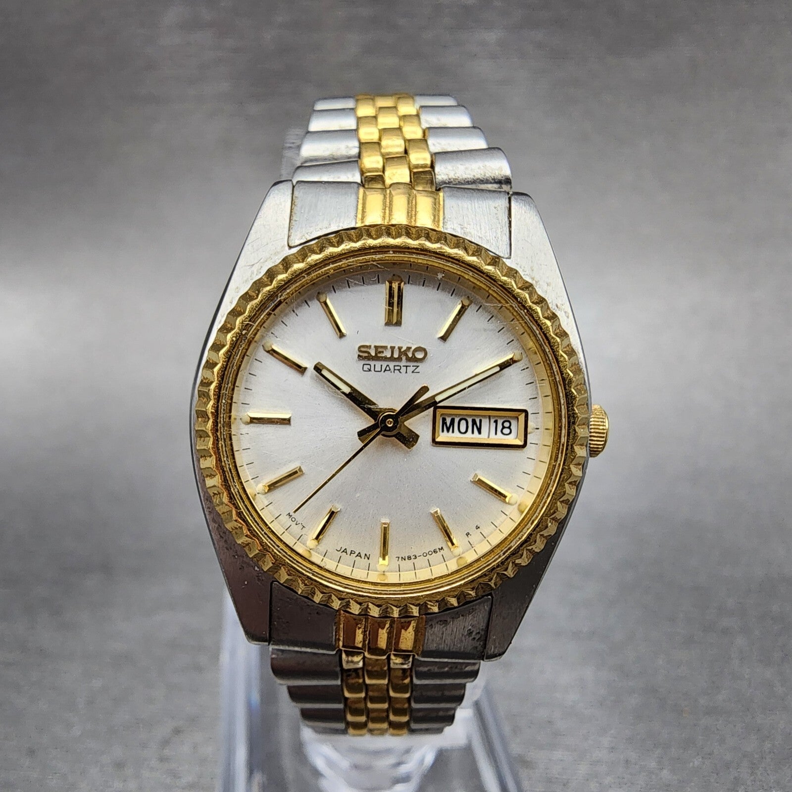 Seiko Watch Women 24mm White Dial Two Tone Daydate Round 7N830041 New Battery0