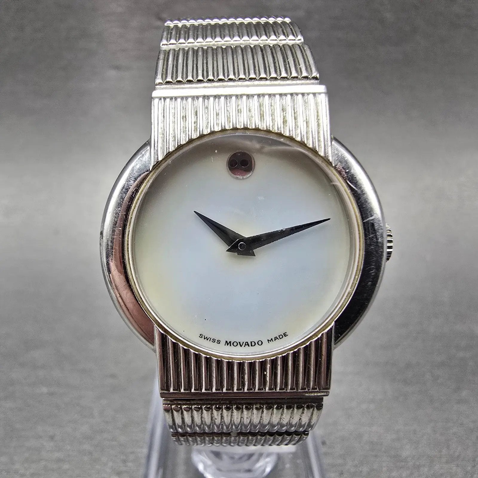 Movado Concerto Watch Women 26mm MOP Dial Silver Tone 84.G4.1842 New Battery0
