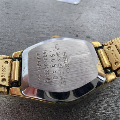 Seiko Watch Women 19mm Champagne Dial Gold Tone 14000320 New Battery9