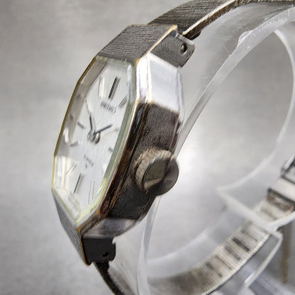 Seiko Watch Women 18mm Silver Dial Silver Tone Octagon Manual 113590 Runs2