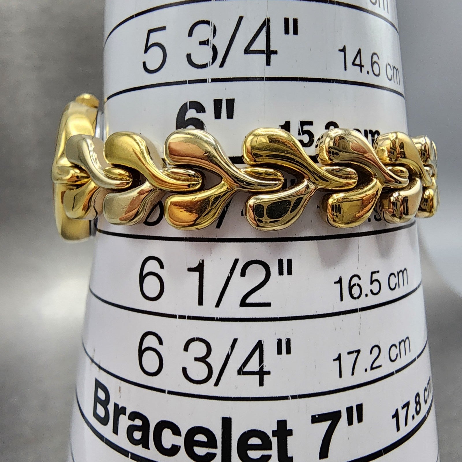 Seiko Lucent Watch Women 19mm Cream Dial Gold Tone 4n215160 New Battery10
