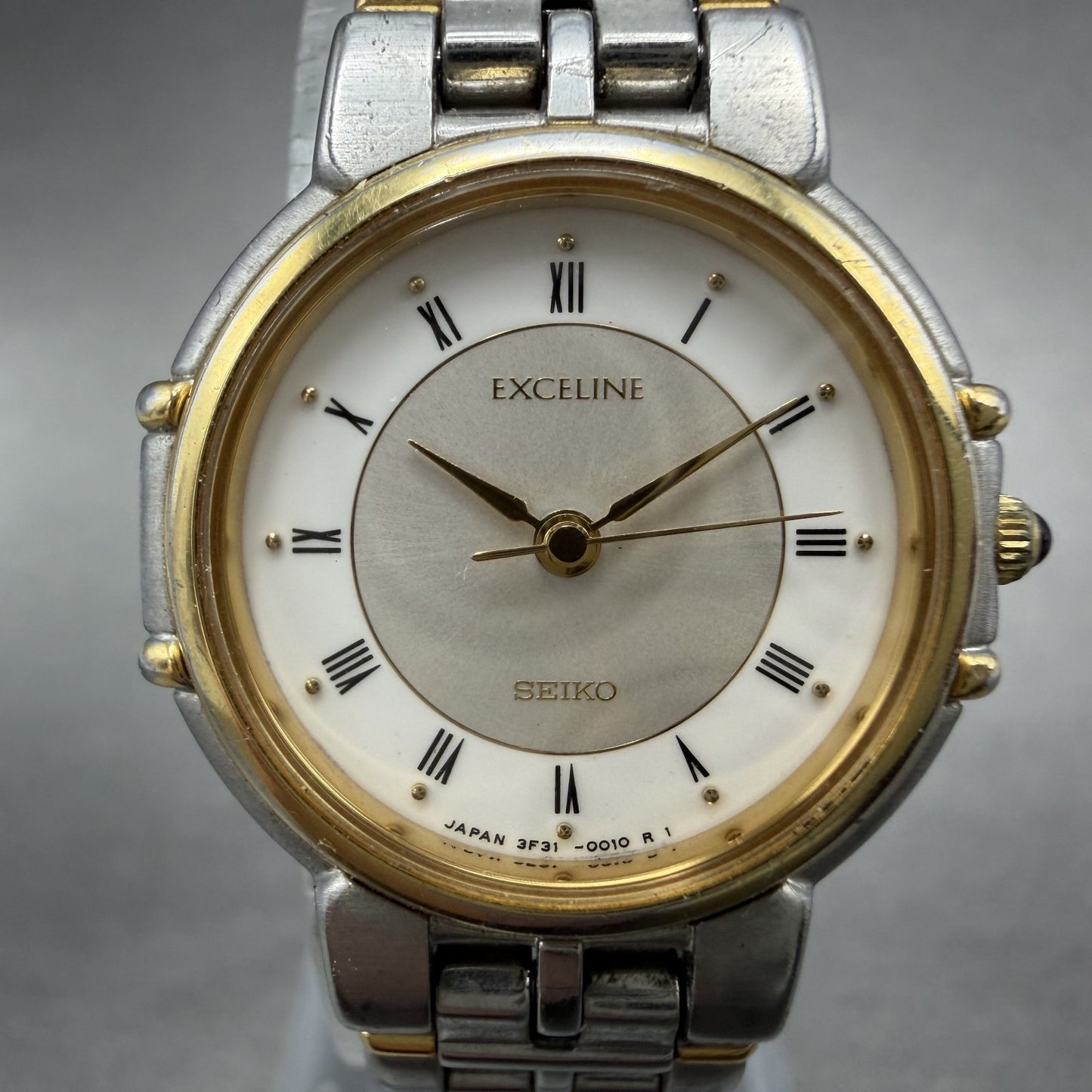 Seiko Dolce Watch Women 23mm White Dial Two Tone Round 3F31-0010 New Battery1