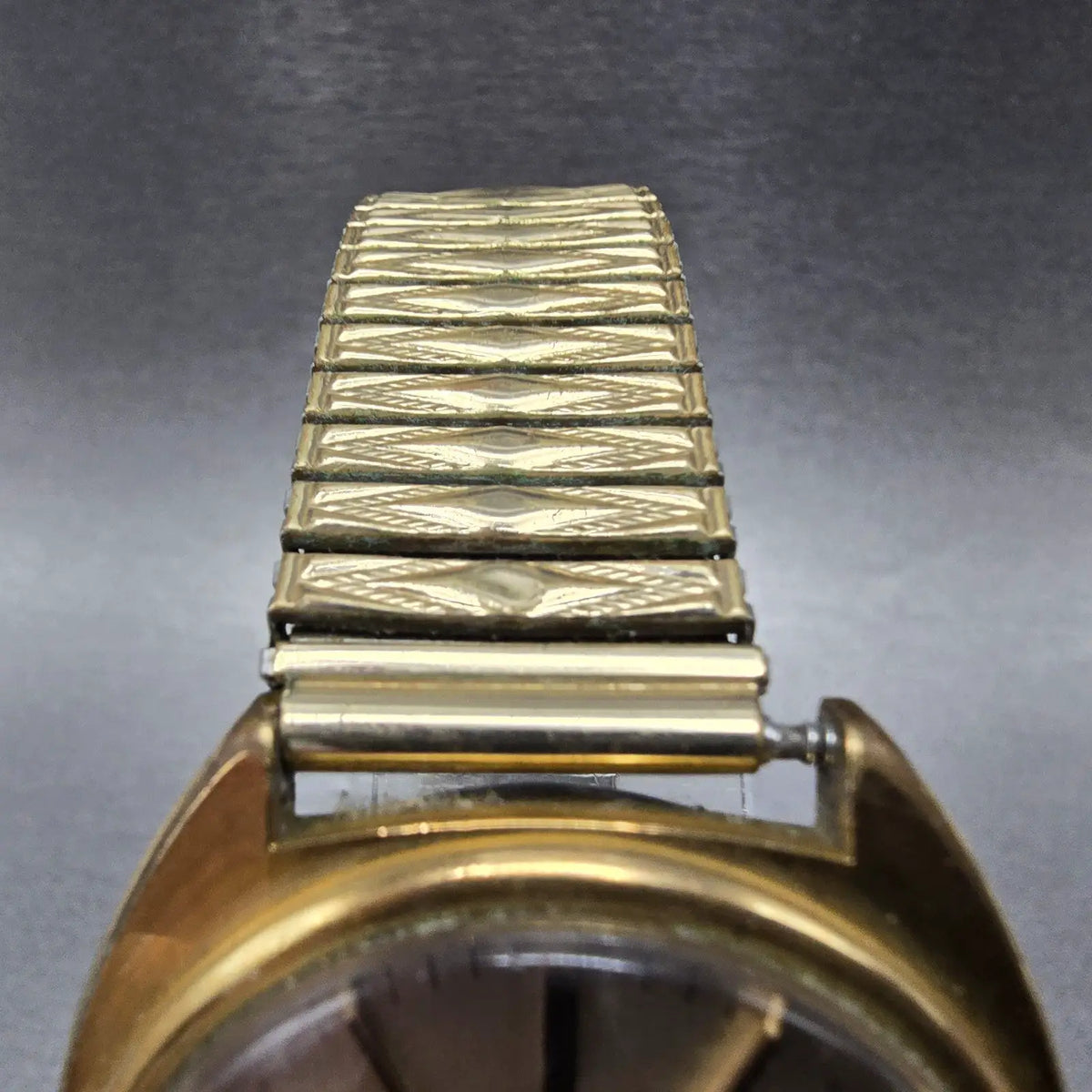 Omega Watch Men 35mm Champagne Dial Gold Tone Date 196.0121 PARTS Vintage Quartz5