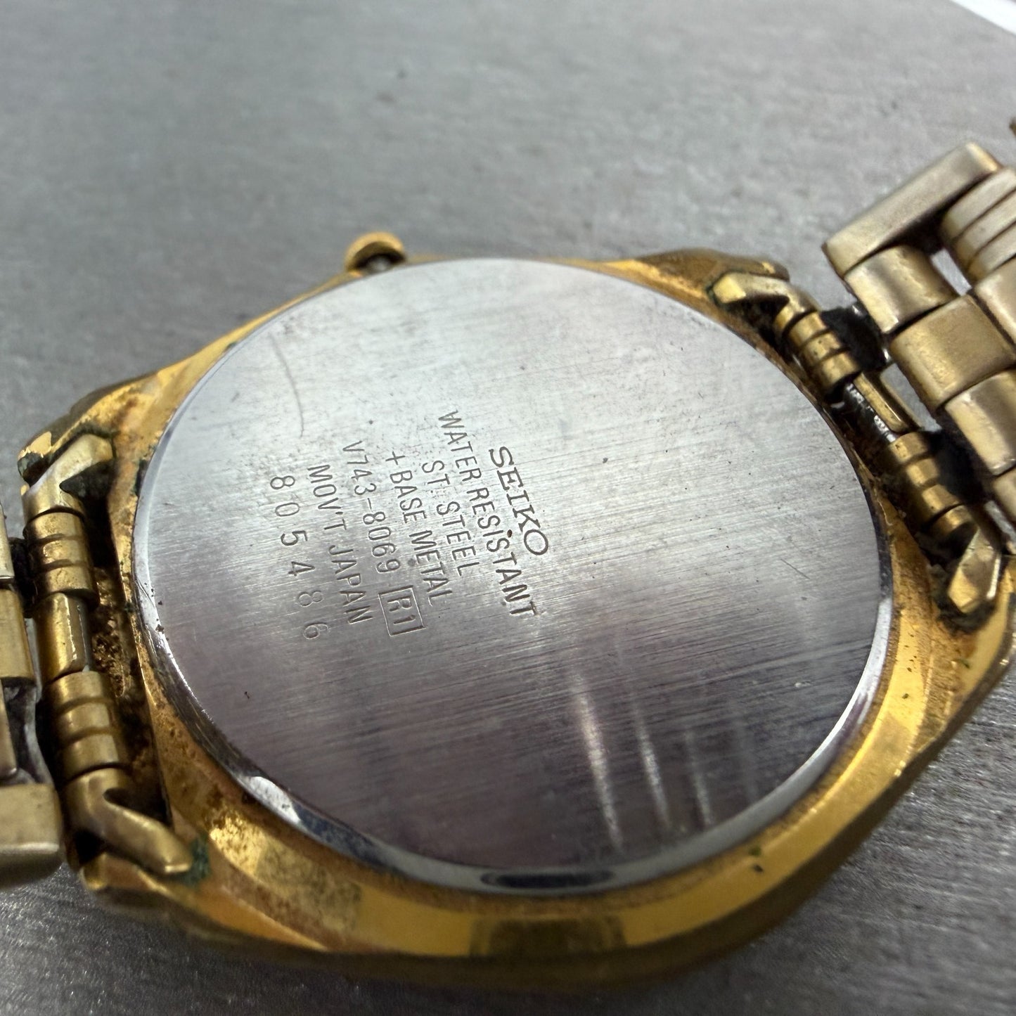 Seiko Watch Men 37mm White Dial Gold Tone Daydate V743-8069 New Battery9