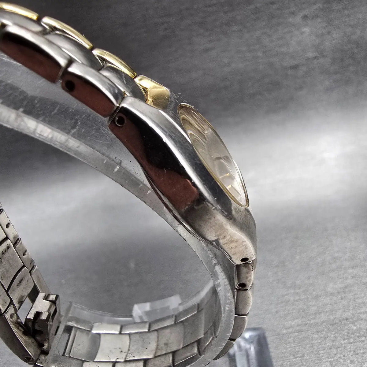 Bulova Classic Watch Women 23mm Silver Dial Two Tone Round 98T84 New Battery JP3