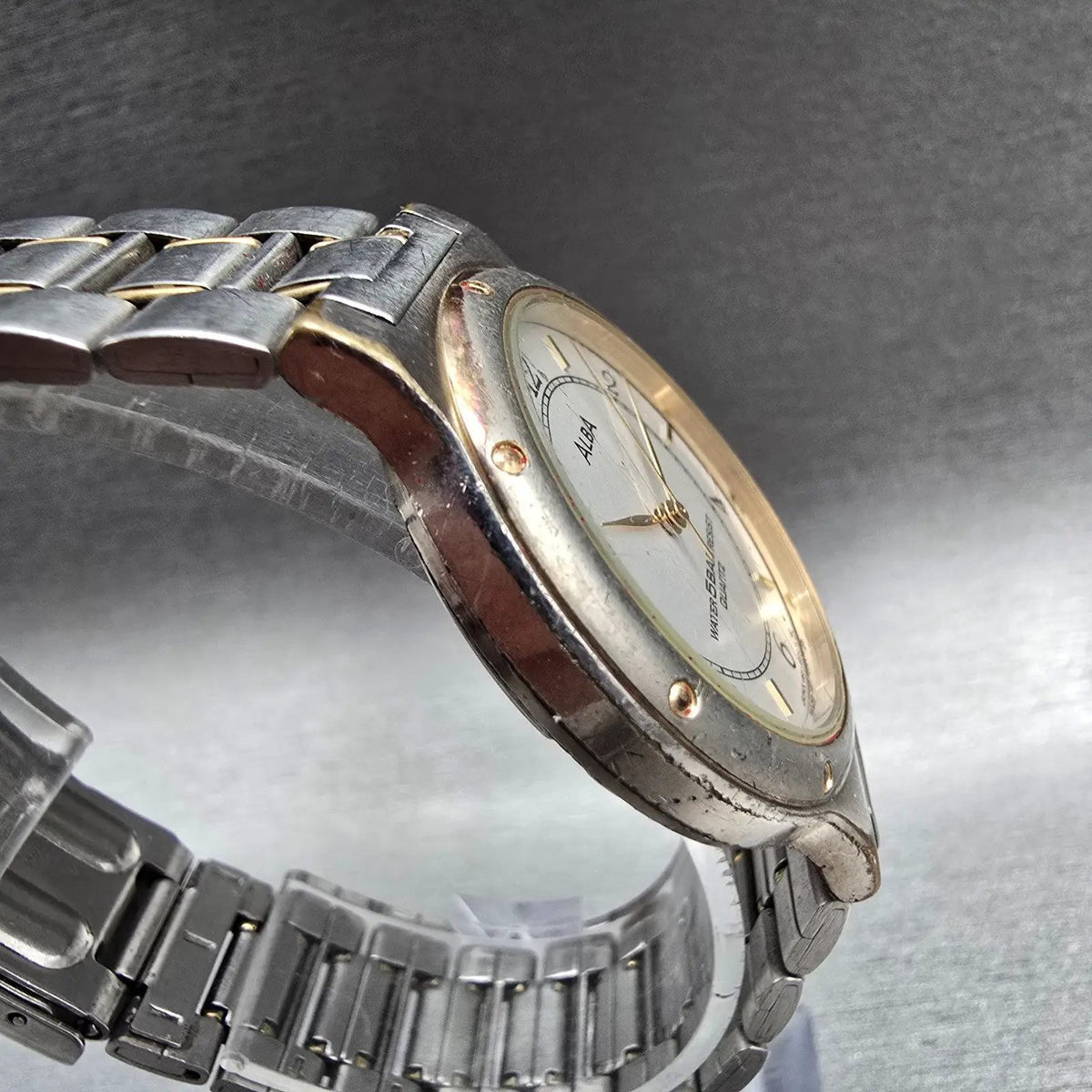 Seiko Alba Watch Men 32mm Silver Dial Two Tone Round V801-0010 New Battery3
