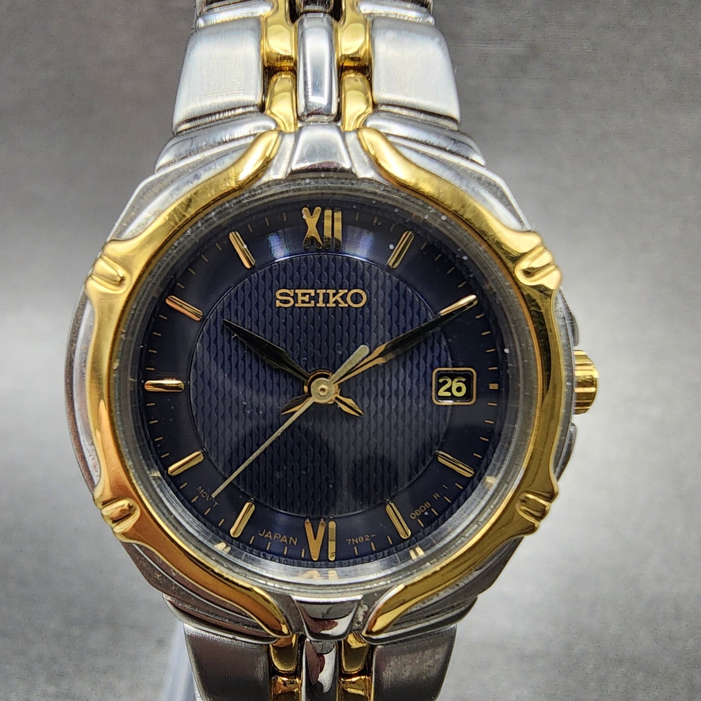 Seiko Watch Women 26mm Blue Dial Two Tone Date Round 7N820AT0 New Battery B1231