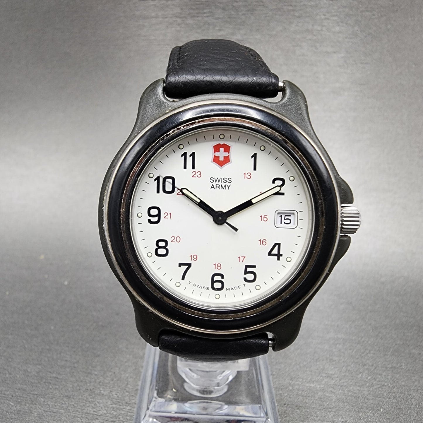 Victorinox Swiss Army Watch Men 39mm White Dial Black Tone Round New Battery A120