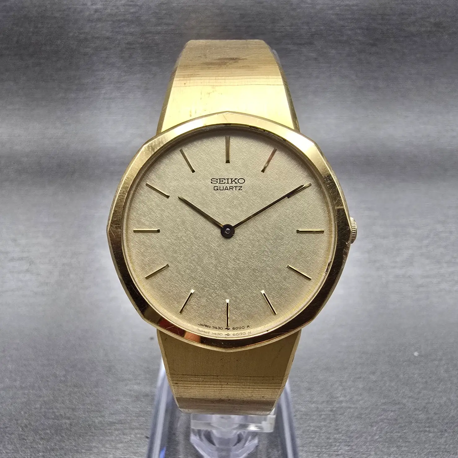 Seiko Watch Men 32mm Champagne Dial Gold Tone Round 7430-6009 New Battery VTG0