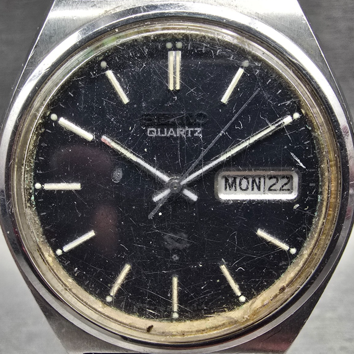 Seiko SQ Watch Men 37mm Black Dial Silver Tone Daydate Round 7546-8049 New Batt1