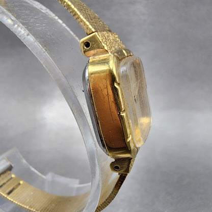 Seiko Tank Watch Women 16mm Champagne Dial Gold Tone Manual 115179 Runs3