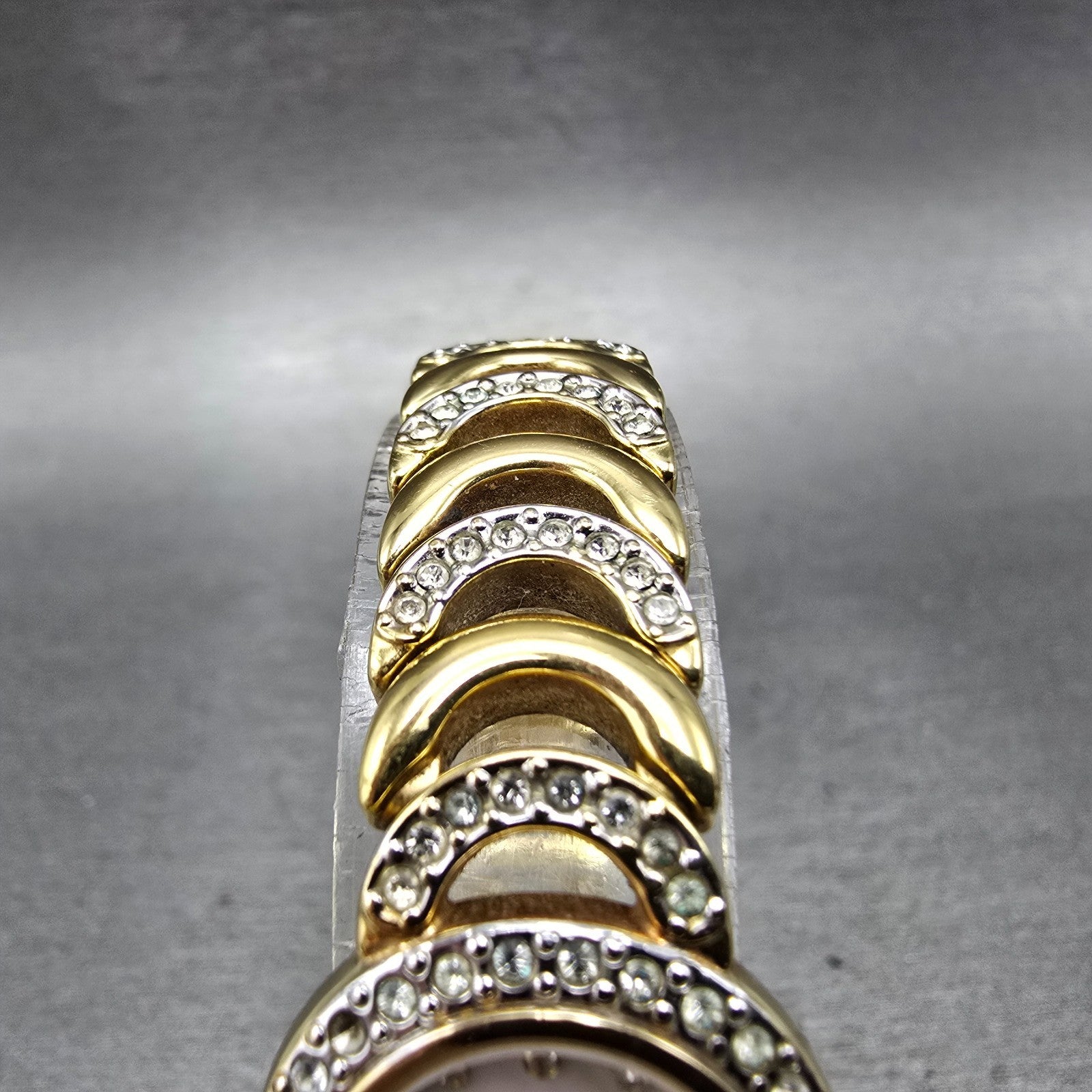 Bucherer Watch Women 20mm MOP Dial Gold Tone Round 901 544 New Battery Crystals4