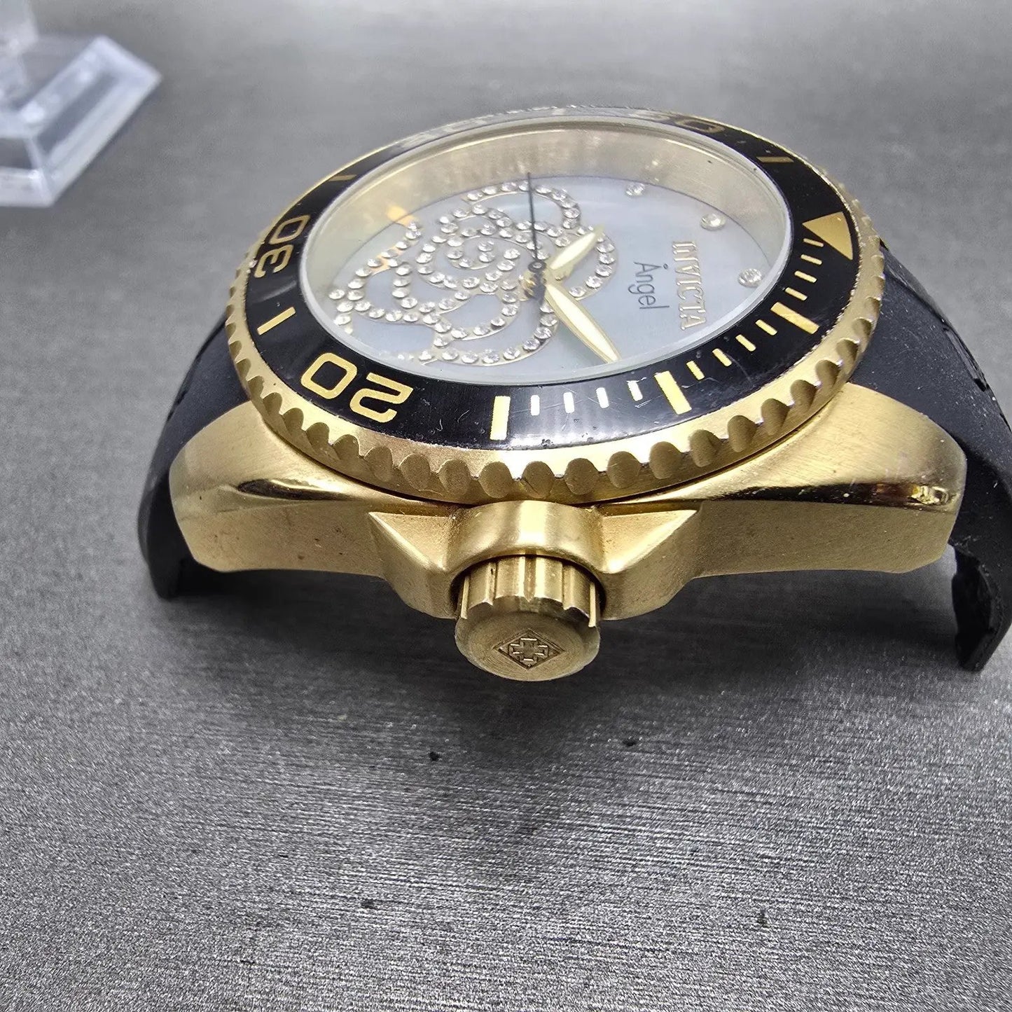 Invicta Angle Dive Watch Women 39mm MOP Dial Gold Tone Date 0489 New Battery5