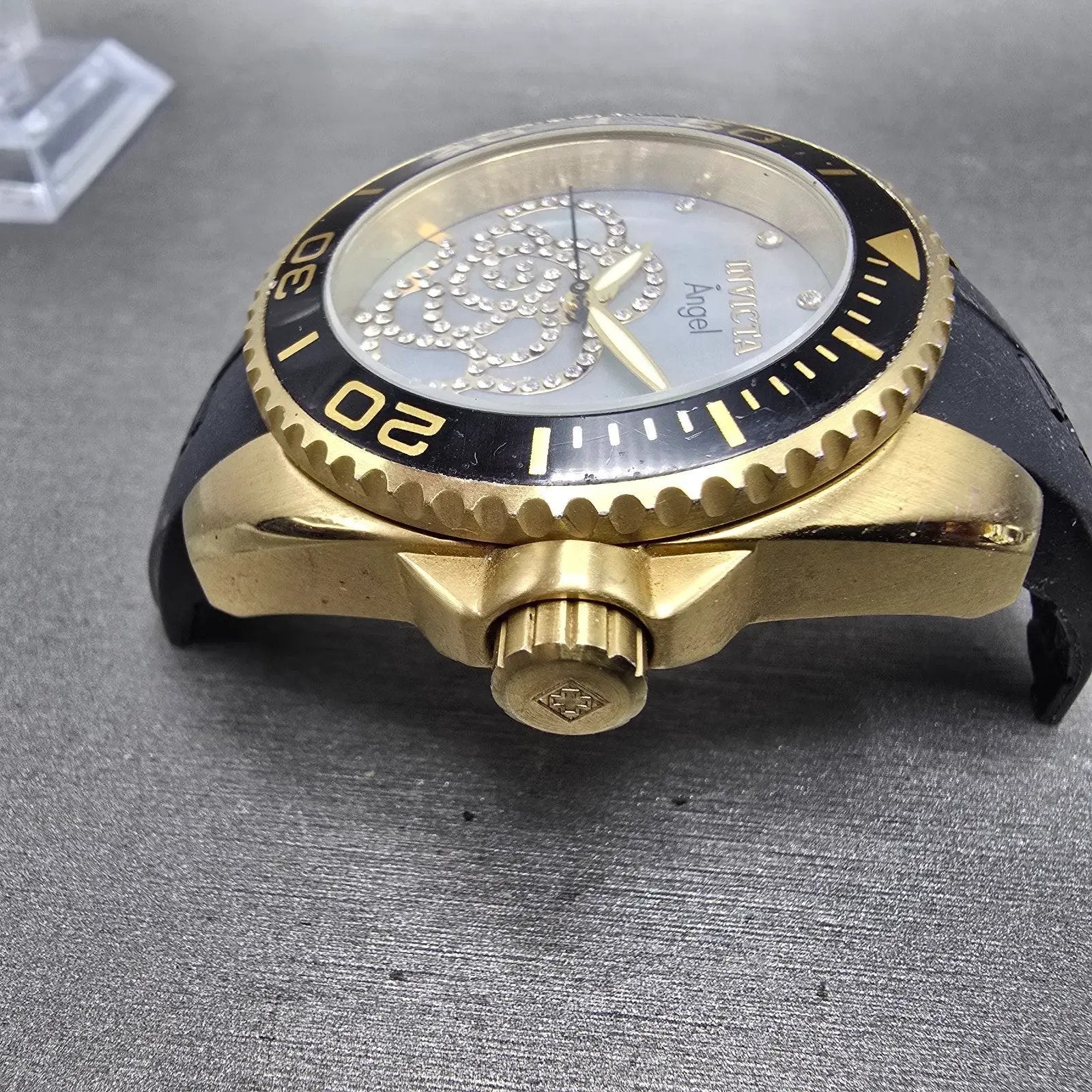 Invicta Angle Dive Watch Women 39mm MOP Dial Gold Tone Date 0489 New Battery5