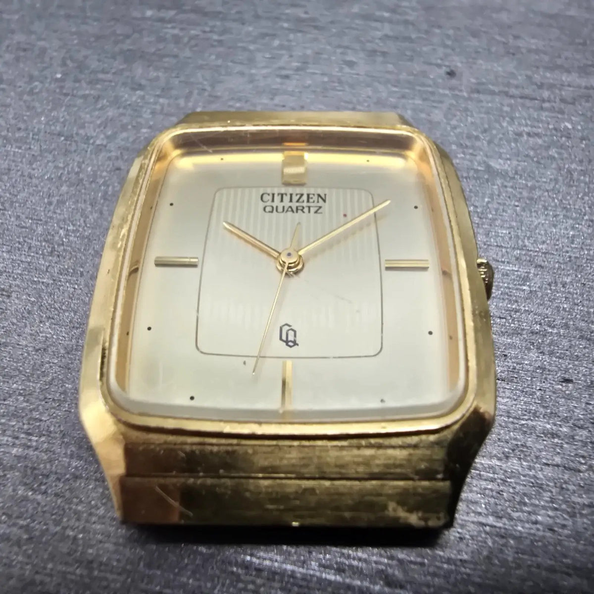 Citizen CQ Tank Watch Men 27mm Champagne Dial Gold Octagon 4031-893514 PARTS3