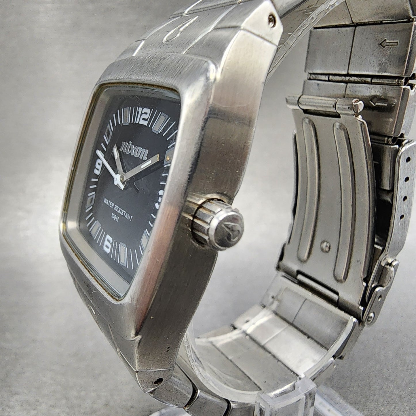 Nixon The Manual Watch Women 32mm Black Dial Silver Tone Rectangle New Battery2
