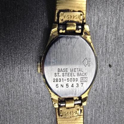 Seiko Watch Women 17mm Gold Dial Gold Tone Oval 2B31-5039 New Battery Vintage10