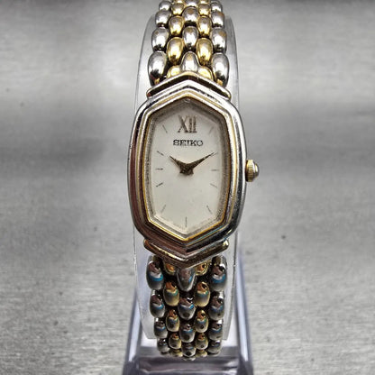 Seiko Watch Women 15mm White Dial Two Tone Oval Y150-5M80 New Battery Vintage0