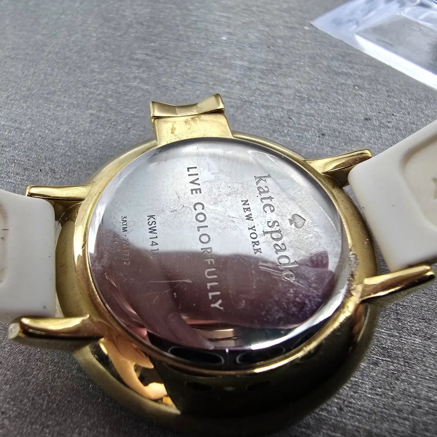 Kate Spade Watch Women 33mm White Dial Gold Case Round Floral Band New Battery9