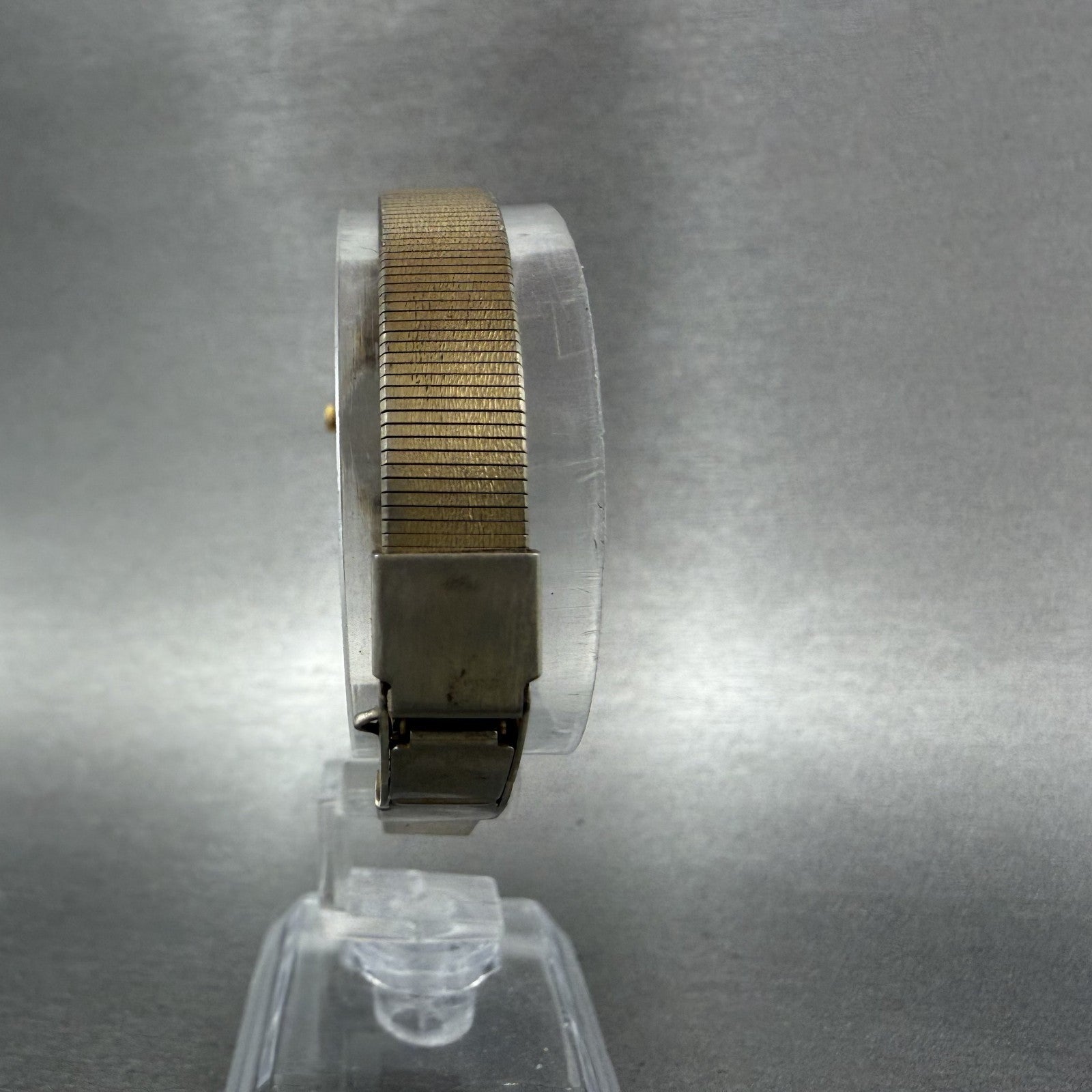 Seiko Watch Women 18mm Champagne Dial Gold Tone Round 4n00-0669 New Battery ABC7