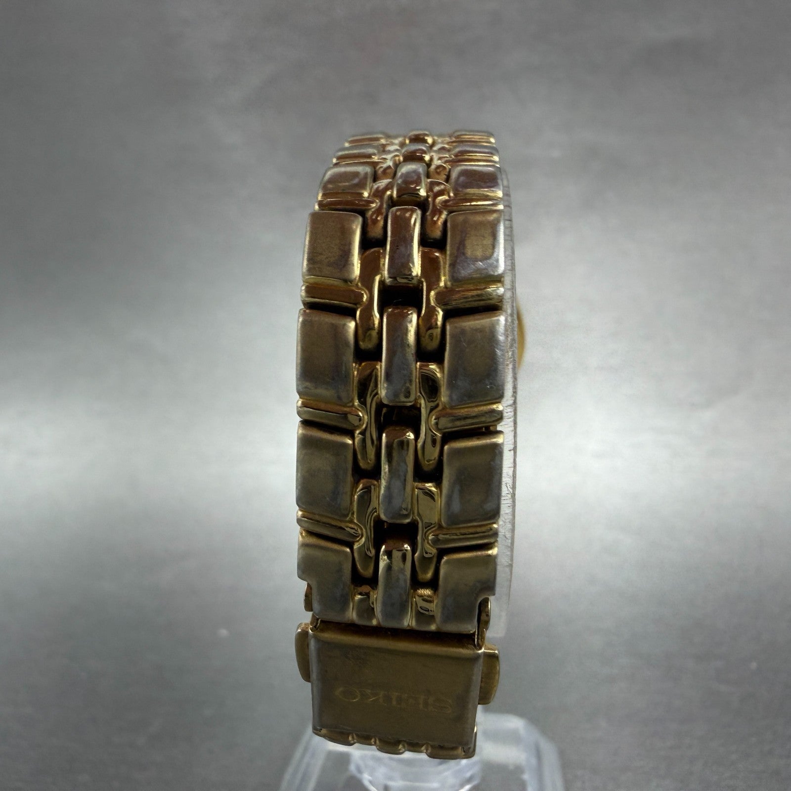 Seiko Watch Women 26mm Champagne Dial Gold Tone Date Round 7n82-0at0 New Battery7