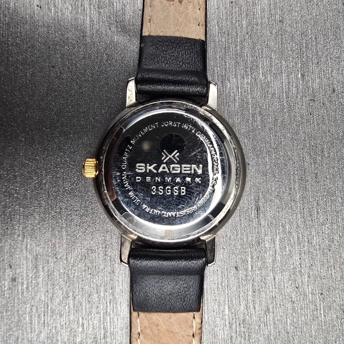 Skagen Watch Women 26m Gray Dial Two Tone Round 3SGSB Leather Band New Battery10