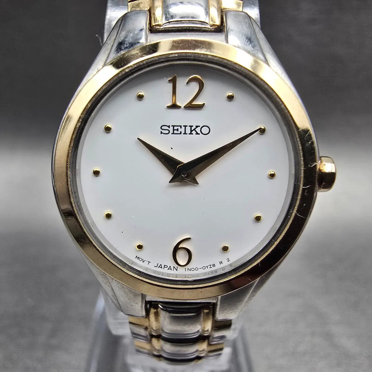 Seiko Watch Women 22mm White Dial Two Tone Round 1N00-0RM0 Bracelet New Battery1