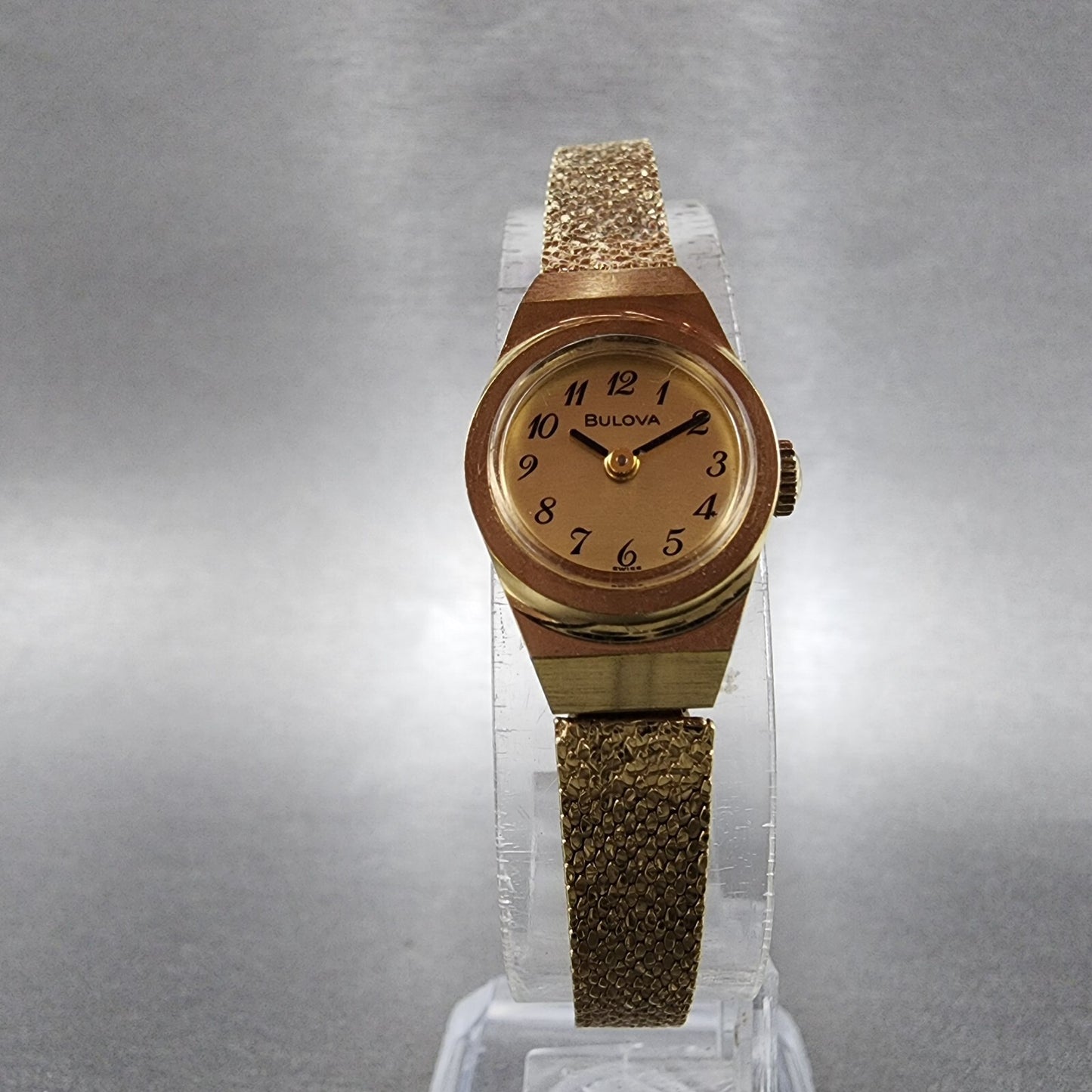 Bulova Watch Women 15mm Gold Dial Gold Tone Round Manual Wind Runs Vintage P05