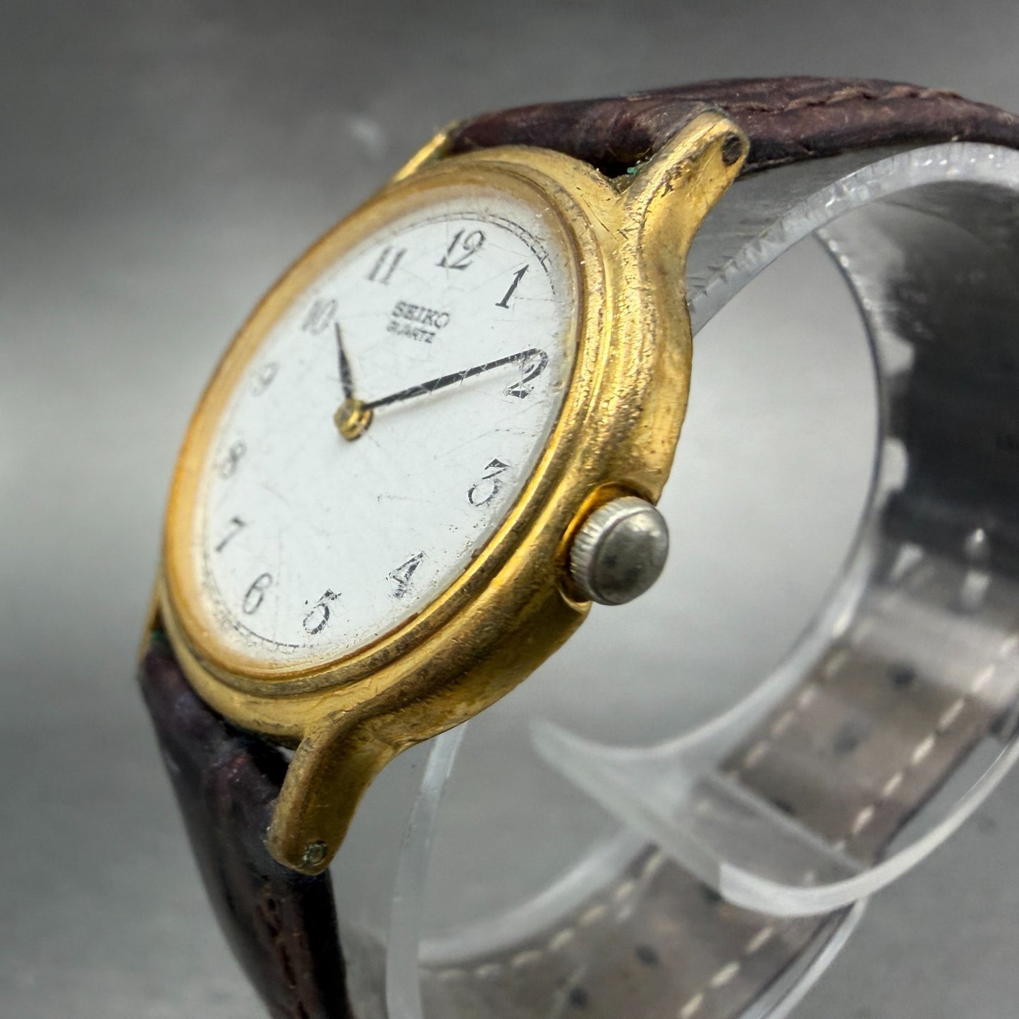 Seiko Watch Women 26mm White Dial Gold Tone Round Vintage V700-6091 New Battery2