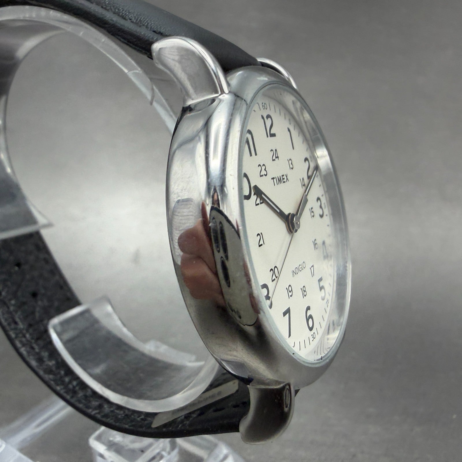 Timex Weekender Watch Men 40mm White Dial Silver Tone TW2T21600 New Battery3
