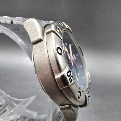Wenger Dive Watch Women 30mm Blue Dial Silver SAK Design Daydate 091.0650 PARTS4