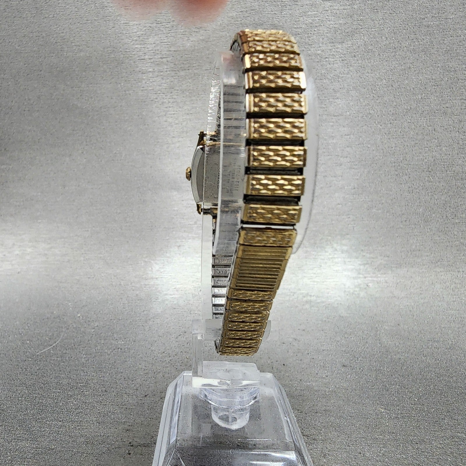 Seiko Watch Women 22mm Silver Dial Gold Tone Rectangle Manual Wind Runs VTG7