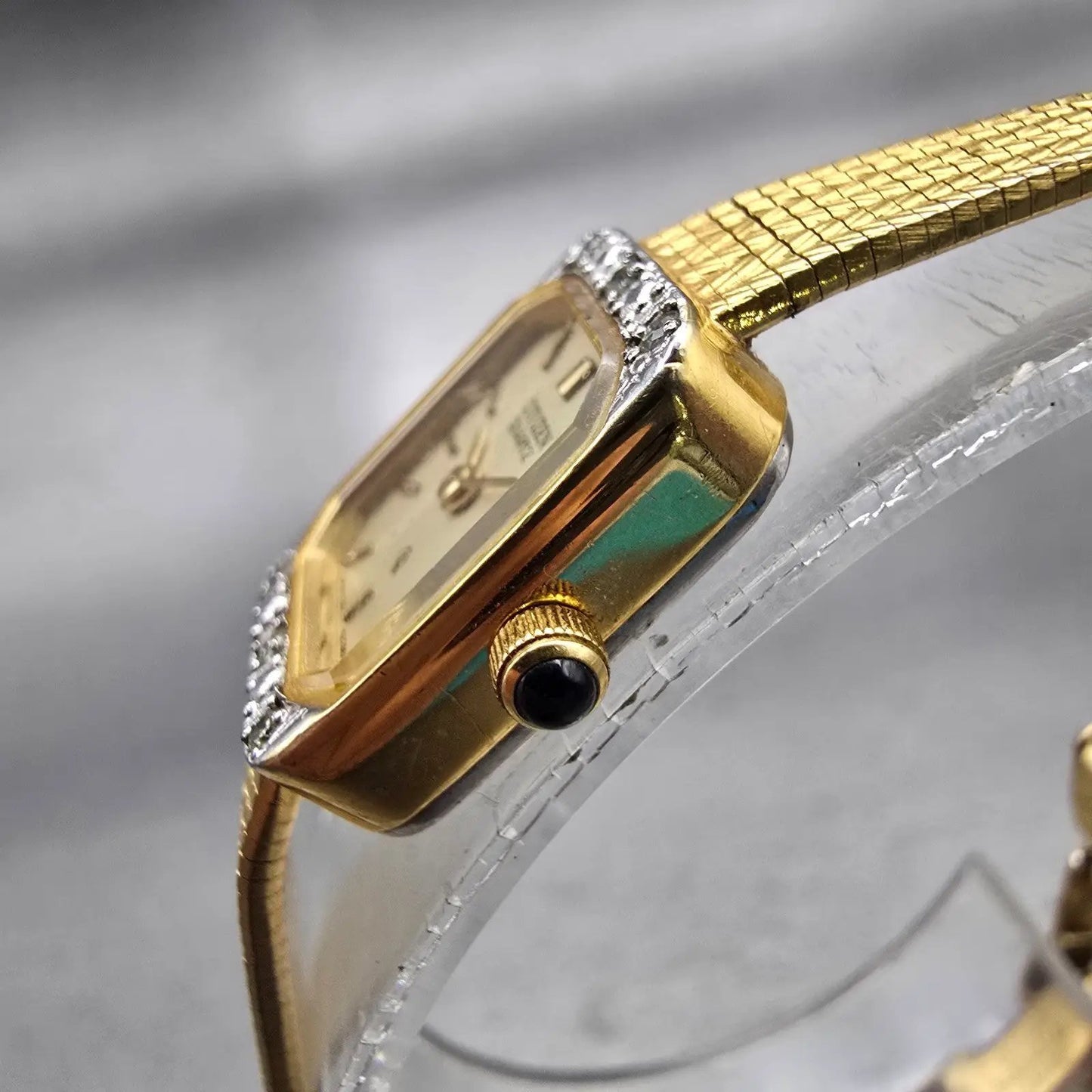 Citizen CQ Watch Women 12mm Gold Dial Gold Tone Gemmed Rectangle 2250 New Batt2