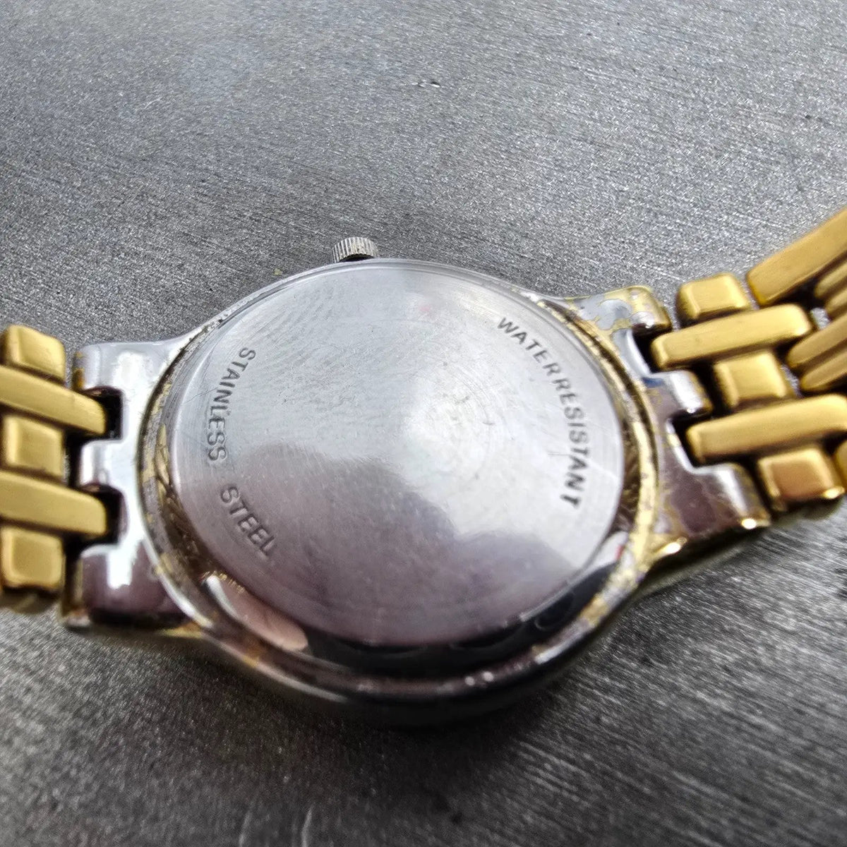 Wittnauer Laureate Watch Women 25mm Black Dial Gold Tone Date Round New Battery9