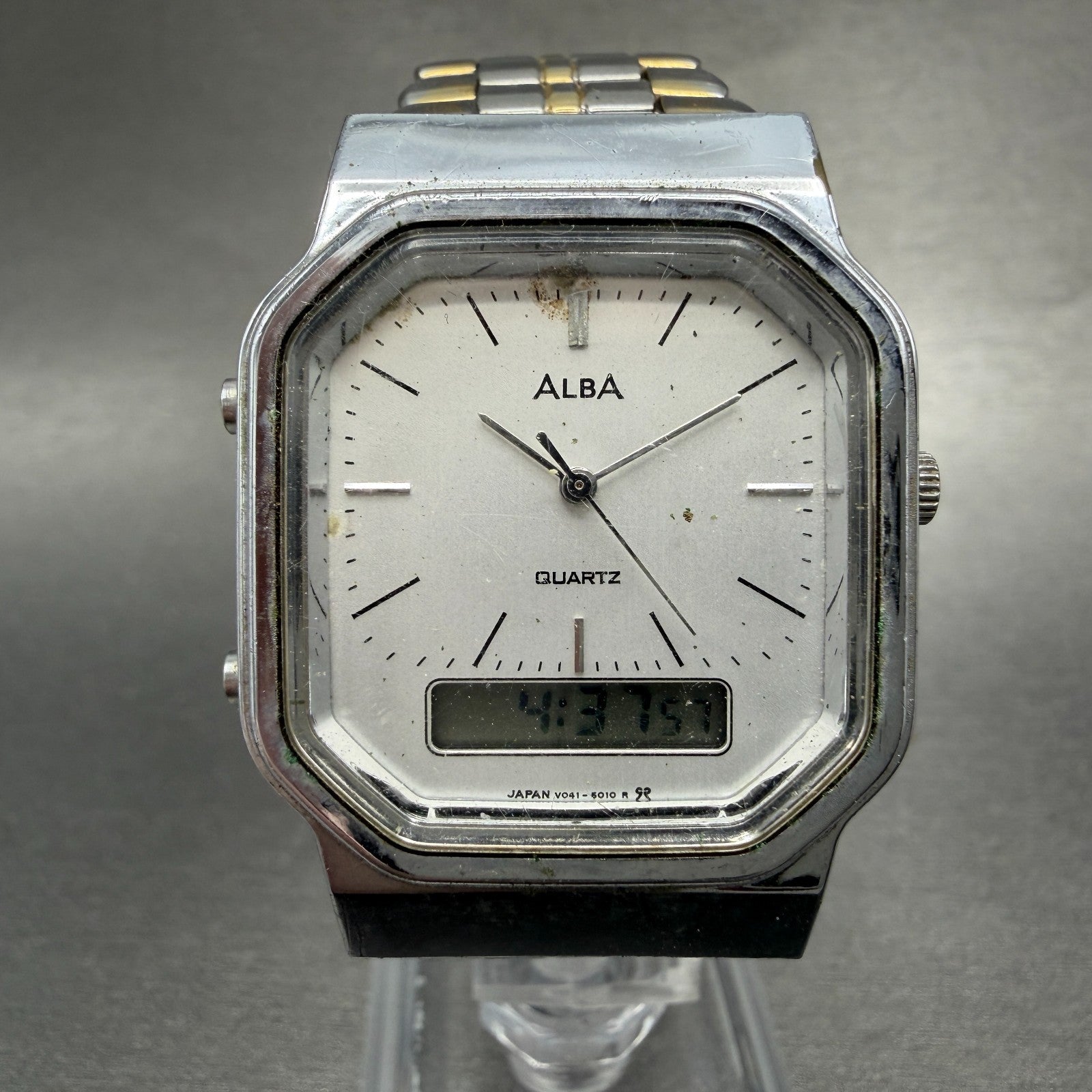 Seiko ALBA Watch Men 32mm Silver Dial Two Tone Analog Digital Alarm Chron NewBat0