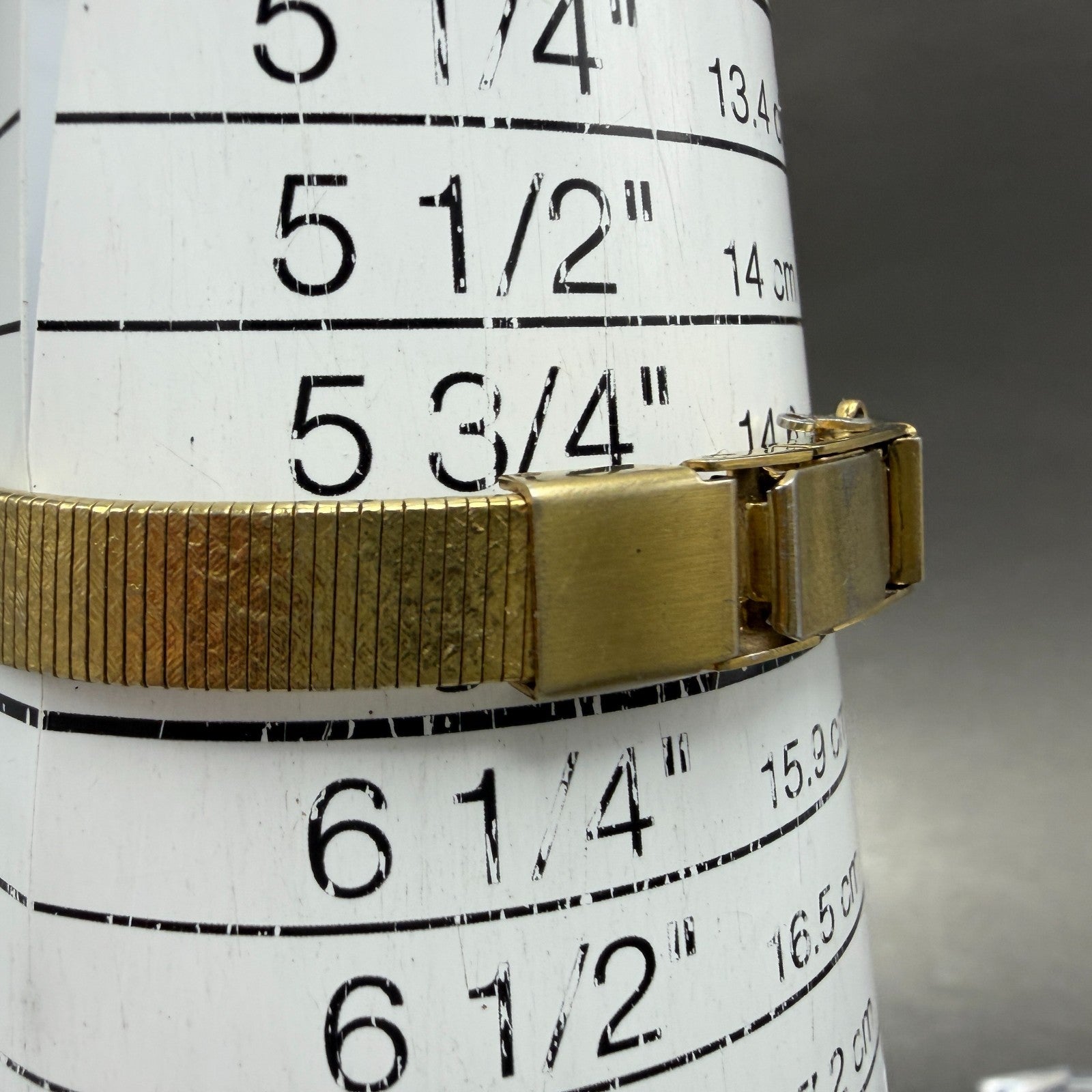 Seiko Watch Women 19mm Champagne Dial Gold Tone Round V401-1819 New Battery VTG10