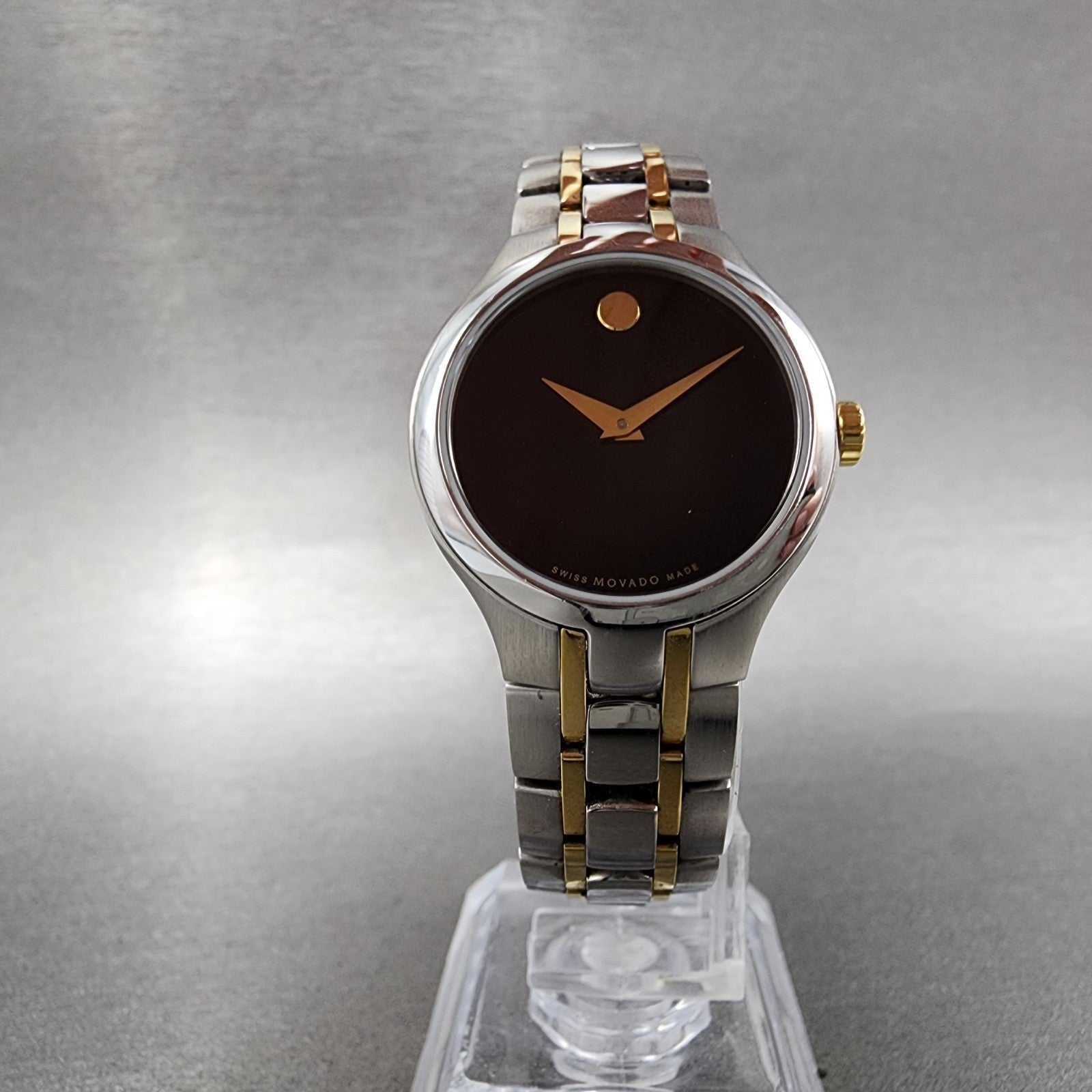Movado Museum Watch Women 26mm Black Dial Two Tone Round 0606959 New Battery5