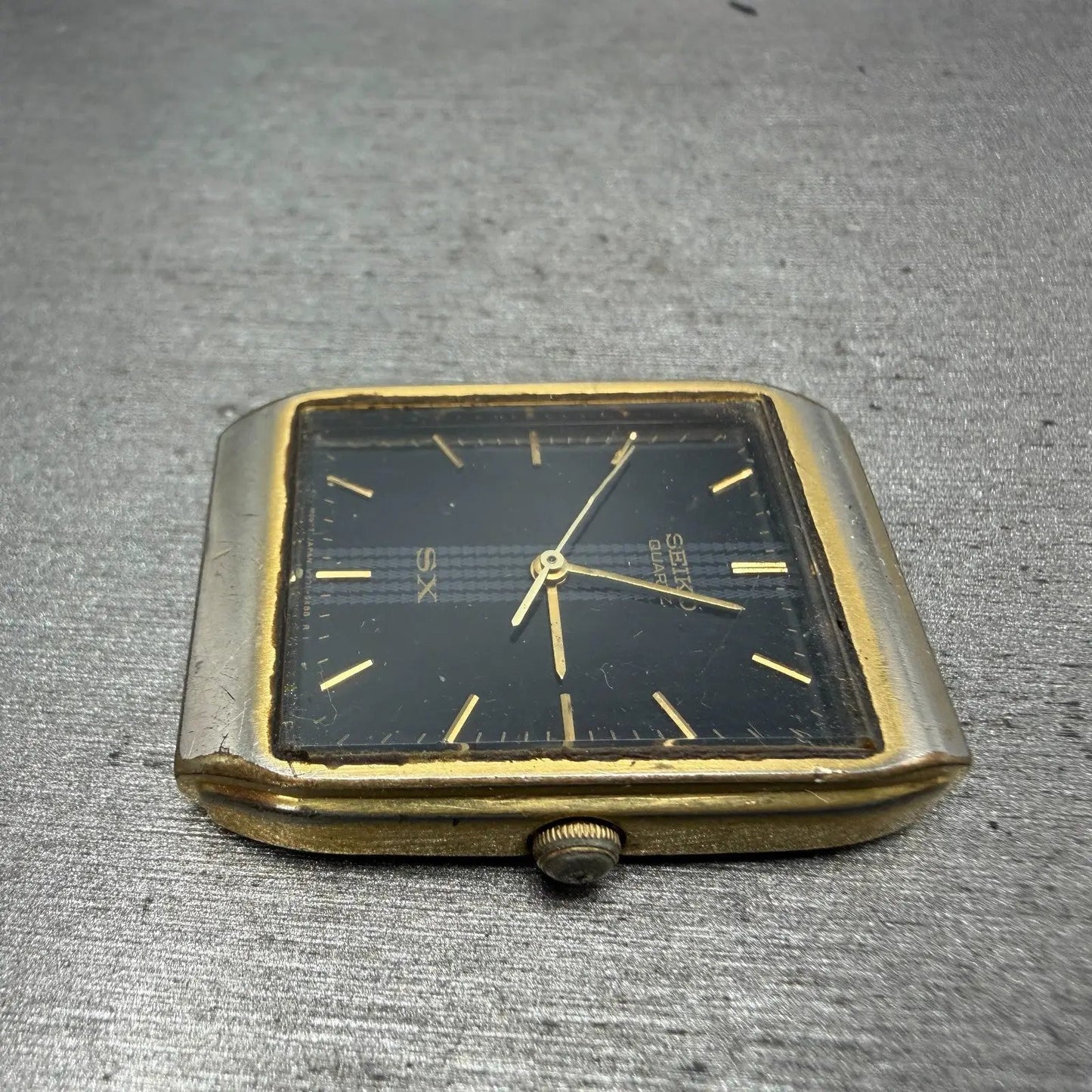 Seiko SX Tank Watch Men 25mm Black Dial Gold Tone Rectangle V701-5K00 PARTS6