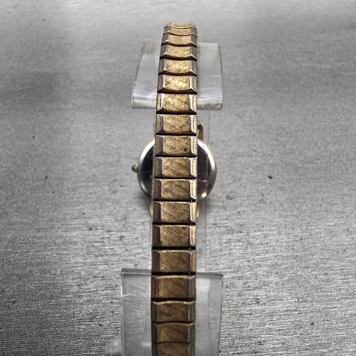 Seiko Exceline Watch Women 22mm Ivory Dial Gold Tone Round 7321-0070 New Battery7