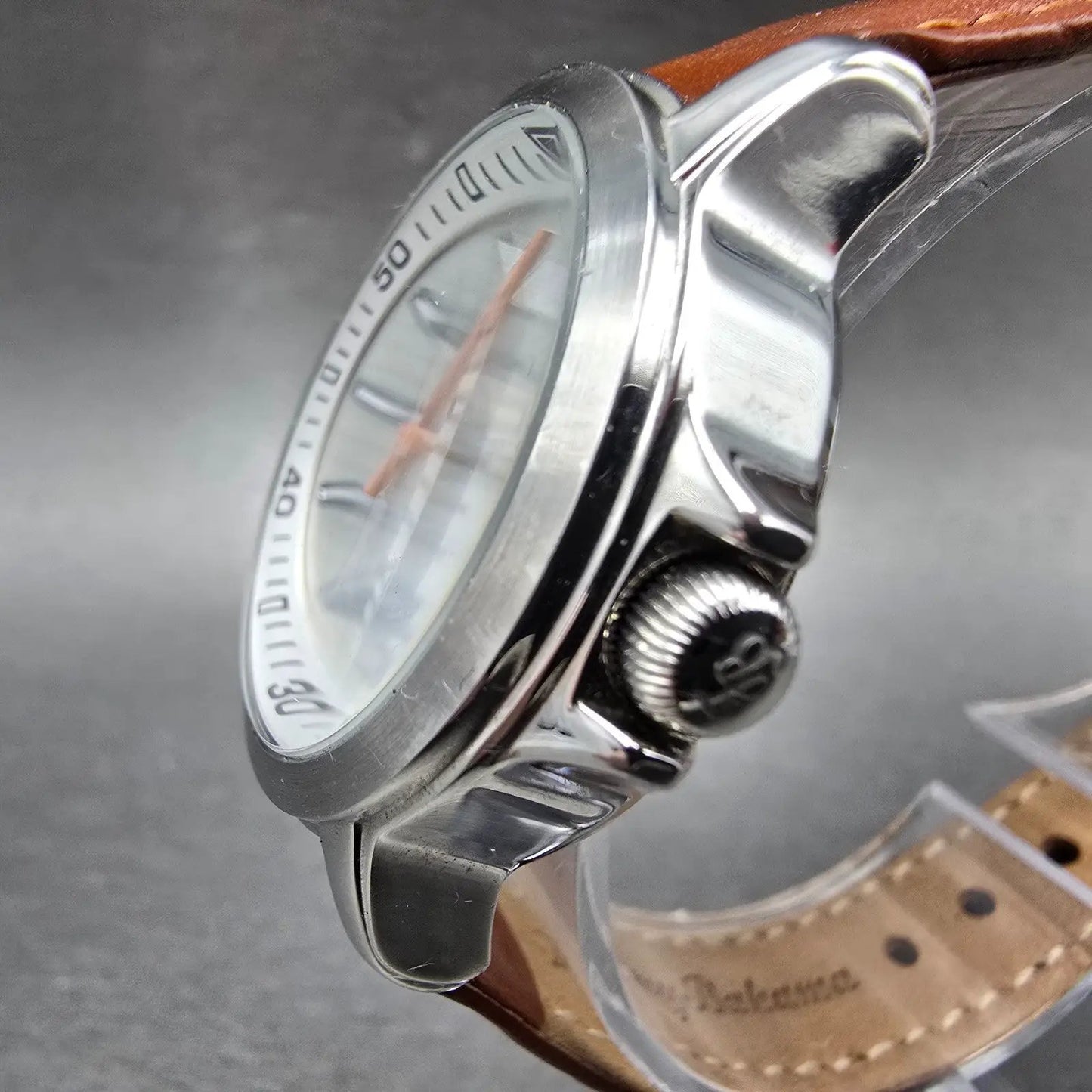 Tommy Bahama Watch Women Silver Dial Steel Round TB2178 New Battery2