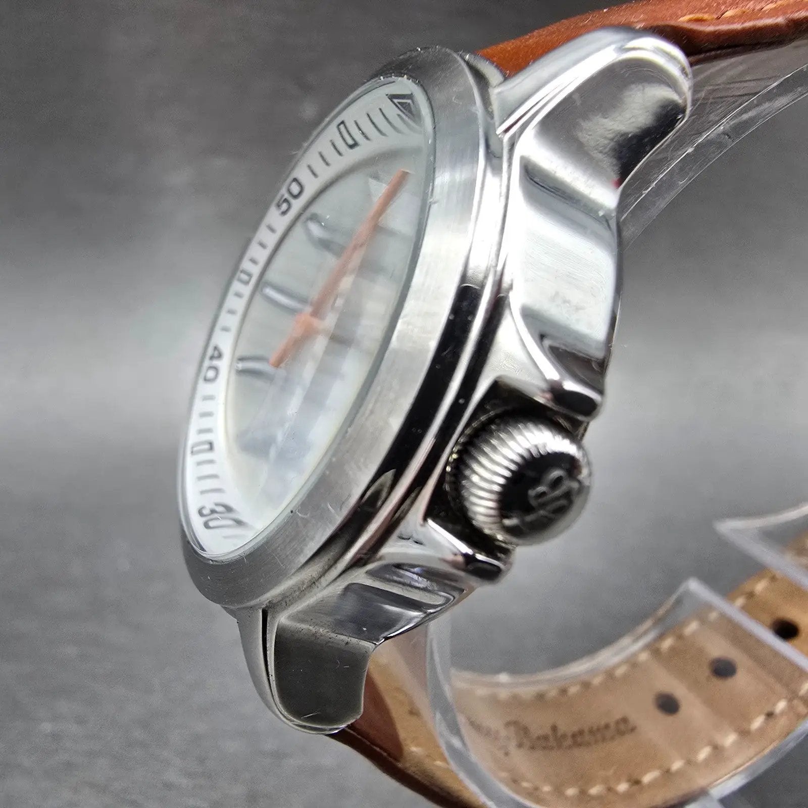 Tommy Bahama Watch Women Silver Dial Steel Round TB2178 New Battery2
